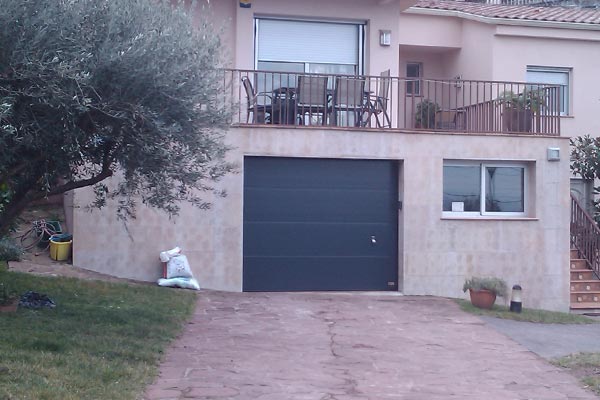 Puerta seccional