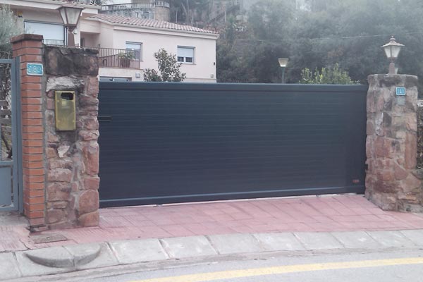 Puerta corredera